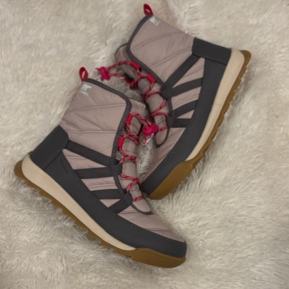 Sorel Youth Whitney™ II Short Lace boots multi color size 7 LIKE NEW - Picture 3 of 11
